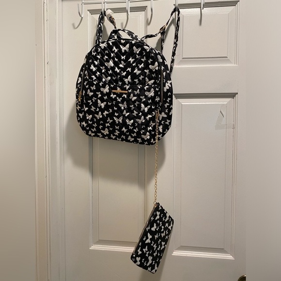 Handbags - Best offers Black and White Butterfly Quilted Backpack